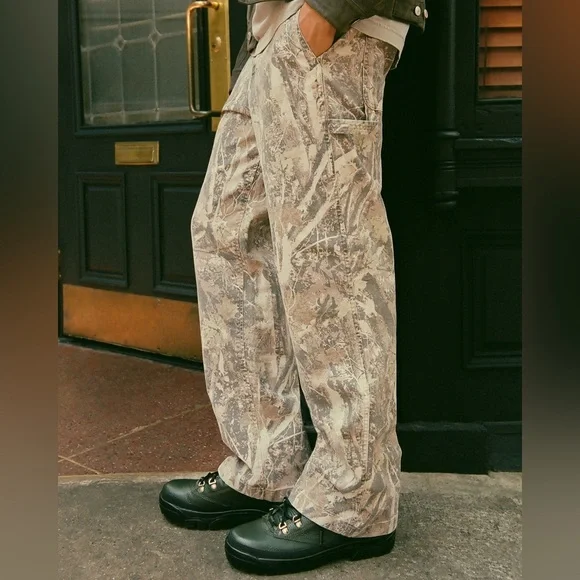 Abercrombie & Fitch Baggy - Picture 8 of 13